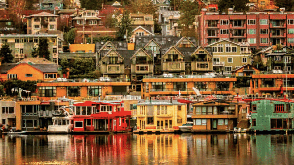 Paddleboarding in Lake Union