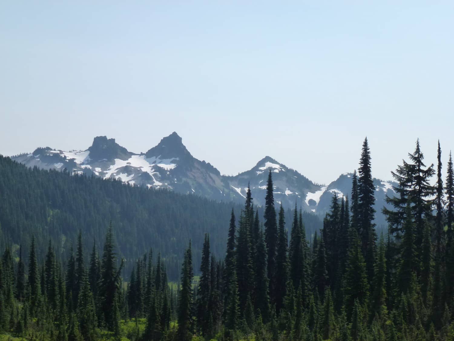 WIIN Cascade Mountains from Mt Rainier