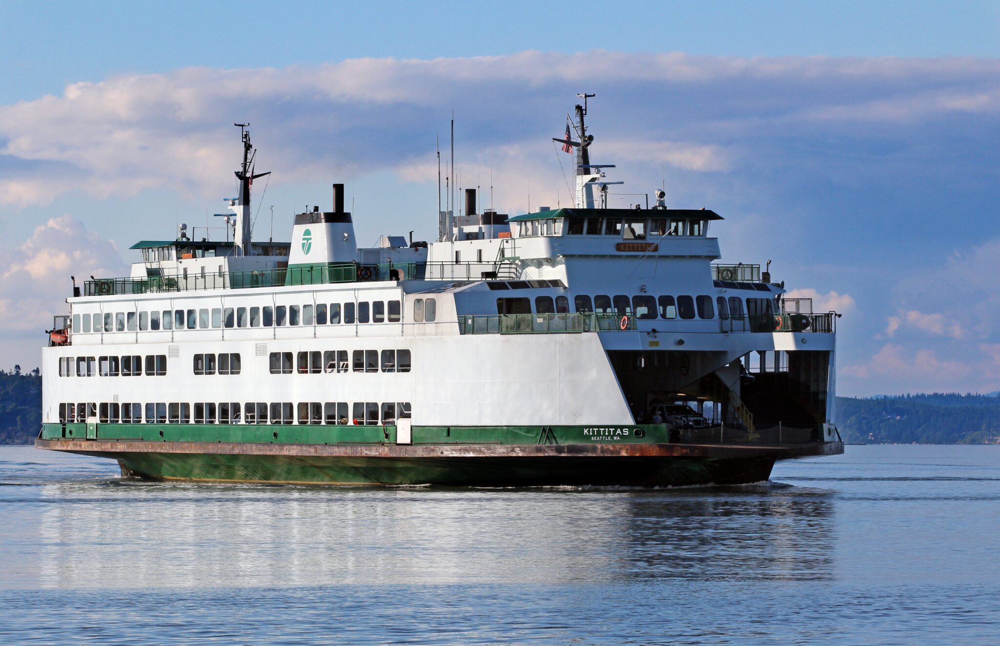 Washington-Ferry-Travels-To-Whidbey-Island